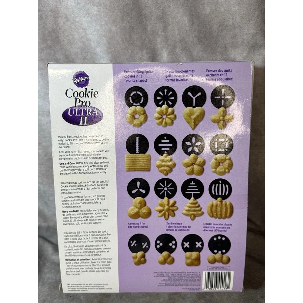 Wilton Cookie Pro Ultra II Cookie Press w/ 12 + 4 Bonus Discs, See-Through  NEW